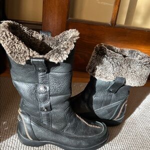 Blondo Black and Brown Winter Boots